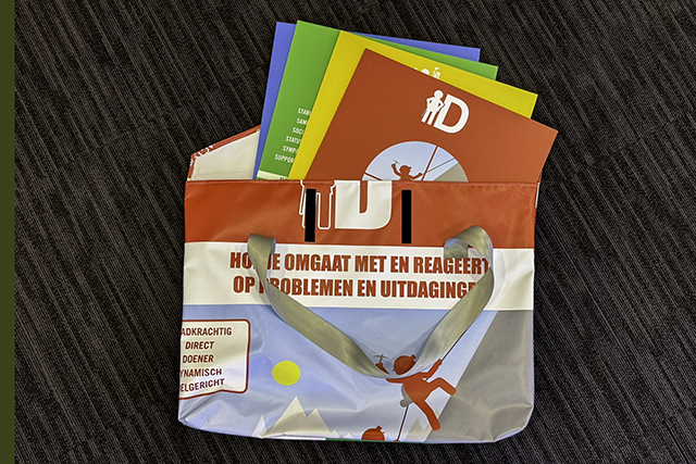 A2 tas DiscFactor met borden Project Ayden